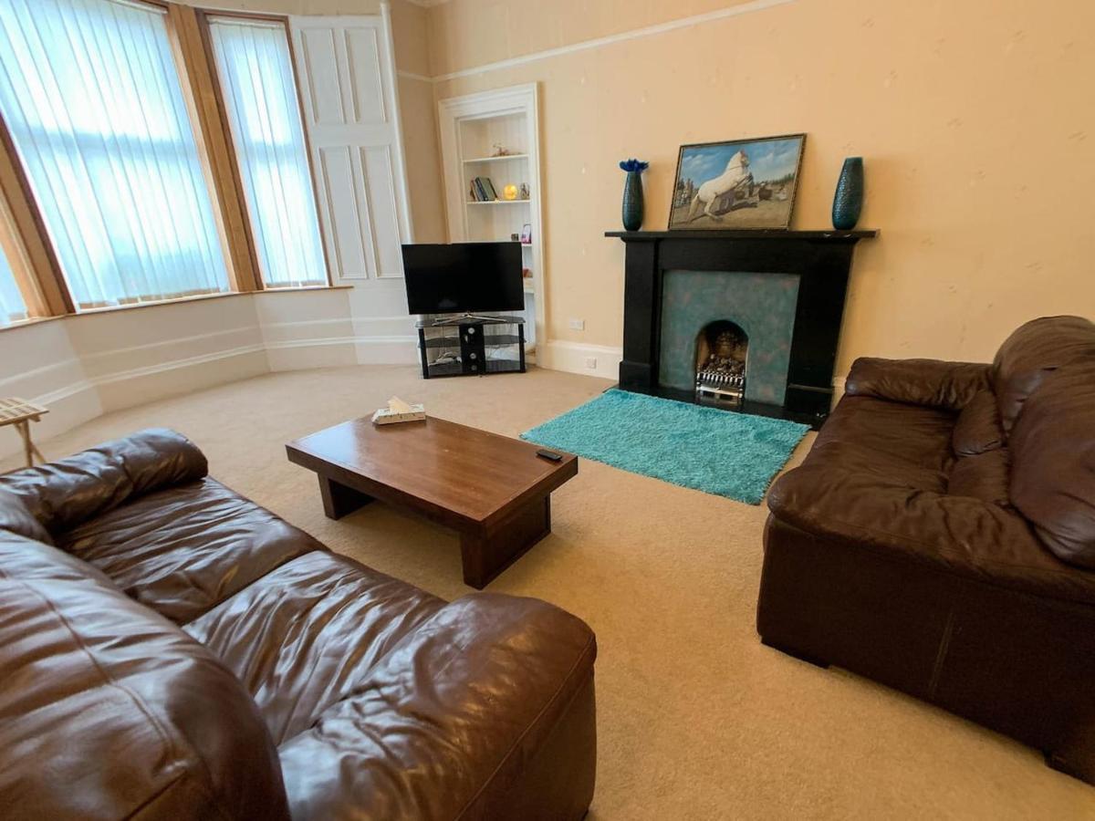 Large Glasgow South Family Home - Free Parking Exterior foto